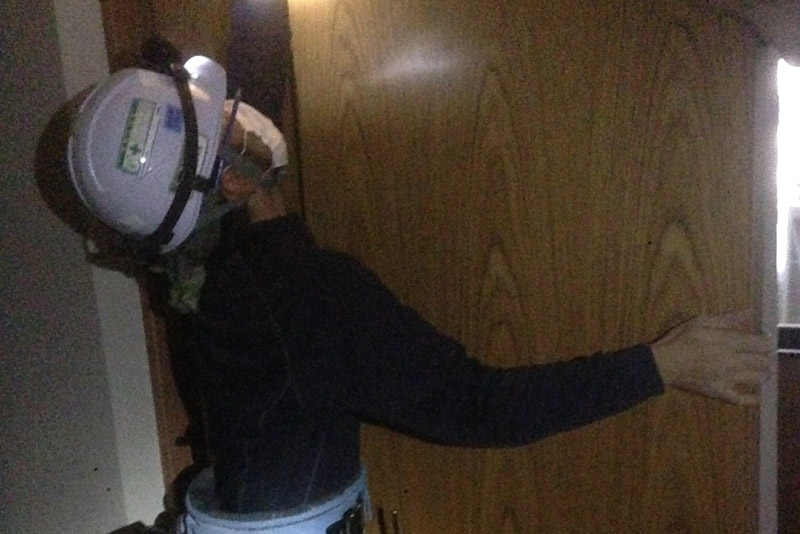 木製建具吊り込み